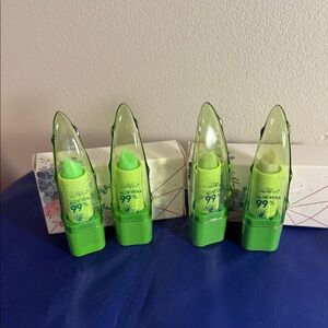 Aloe Vera lipsticks set of 4